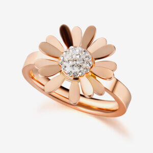 Rose gold Daisy pave ring