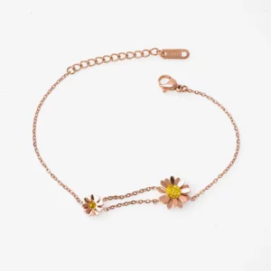 Link Bracelet with Daisy Charms