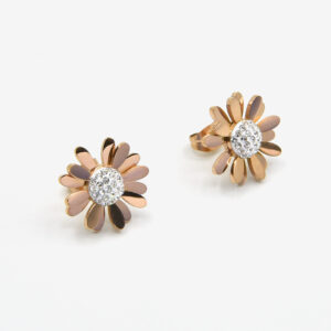 Daisy ear studs